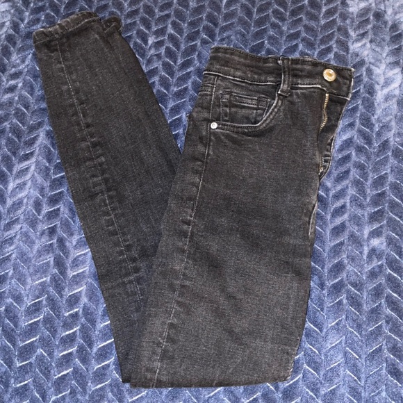 Zara - Skinny Jeans in Black - Size USA 04 - Picture 2 of 3